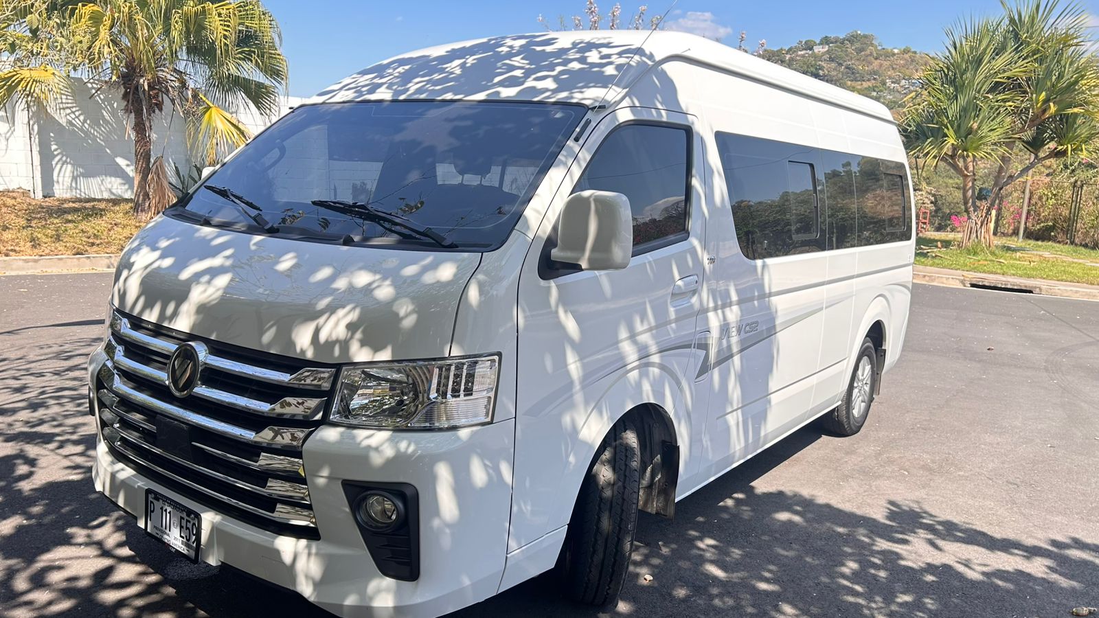 Microbus - exterior